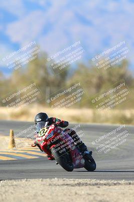 media/Jan-10-2025-CVMA Friday Practice (Fri) [[489e0da257]]/Group 4 and Trackday/Session 5 (Turn 7)/